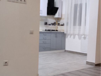 Apartament 3 camere – Calea Cisnădiei, 76 mp, parcare inclusă