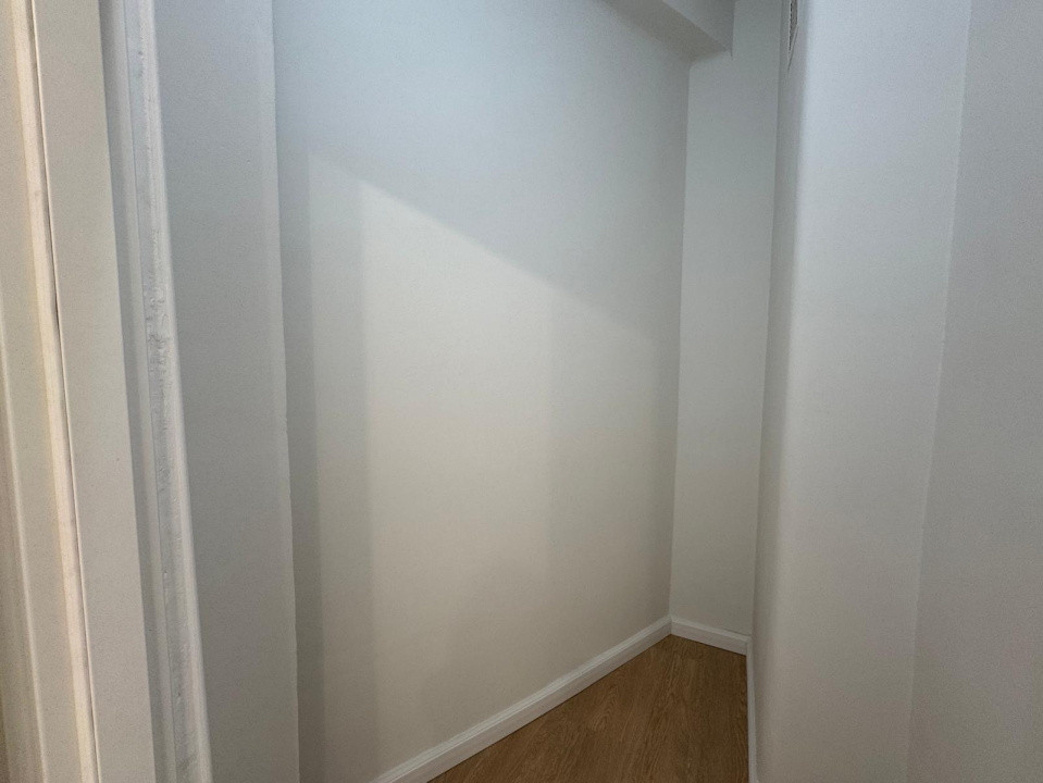 Oportunitate! Apart. cu 2 cam., 45 mp., Semicentral, Horea, 158000 Eur
