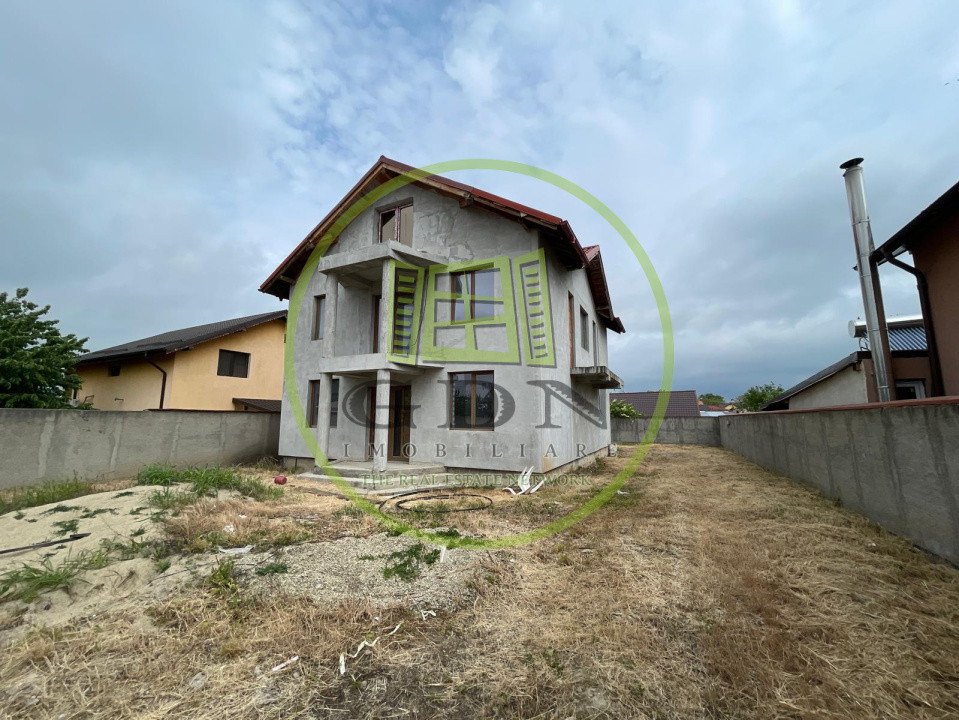 Casă semifinisată P+1 cu teren de 710mp în proximitatea centurii de Nord Craiova