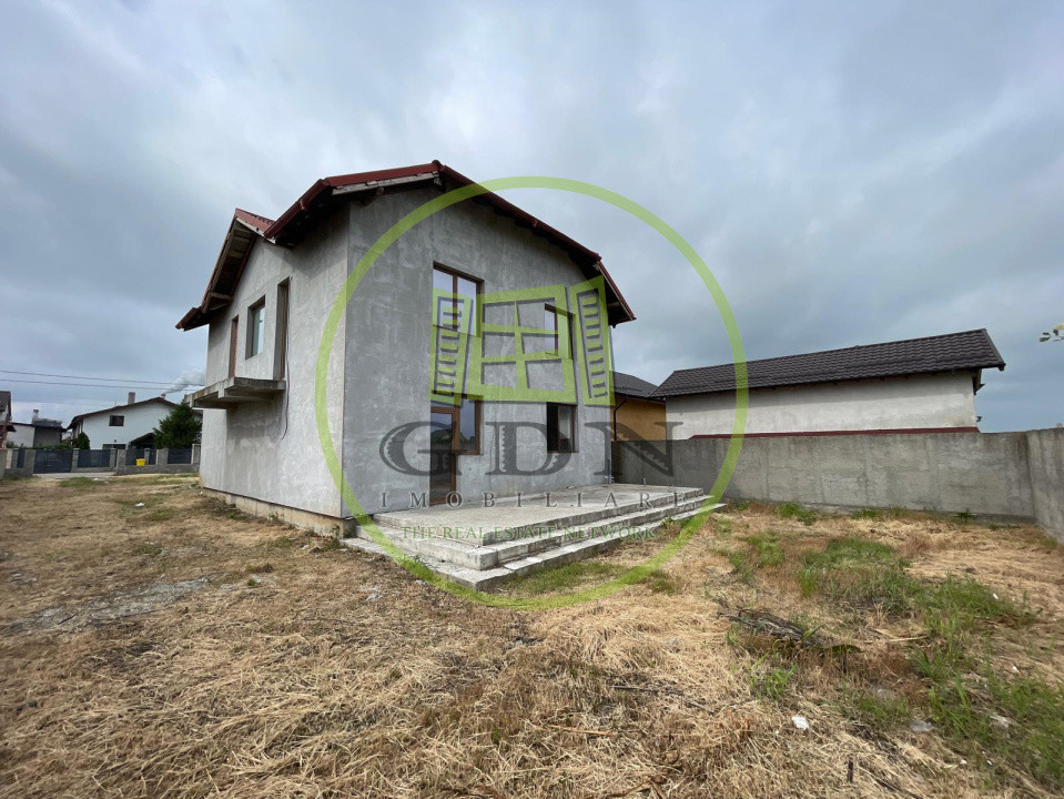 Casă semifinisată P+1 cu teren de 710mp în proximitatea centurii de Nord Craiova