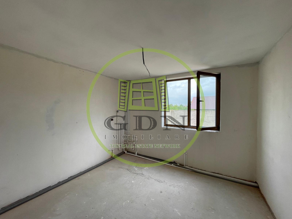 Casă semifinisată P+1 cu teren de 710mp în proximitatea centurii de Nord Craiova