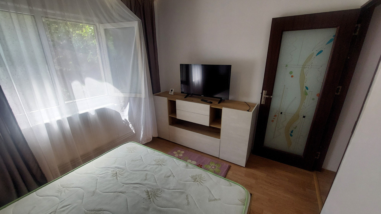 Apartament doua camere decomandat, parter, 1 Mai zona Spitalul Judetean