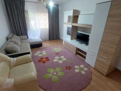 Apartament doua camere decomandat, parter, 1 Mai zona Spitalul Judetean