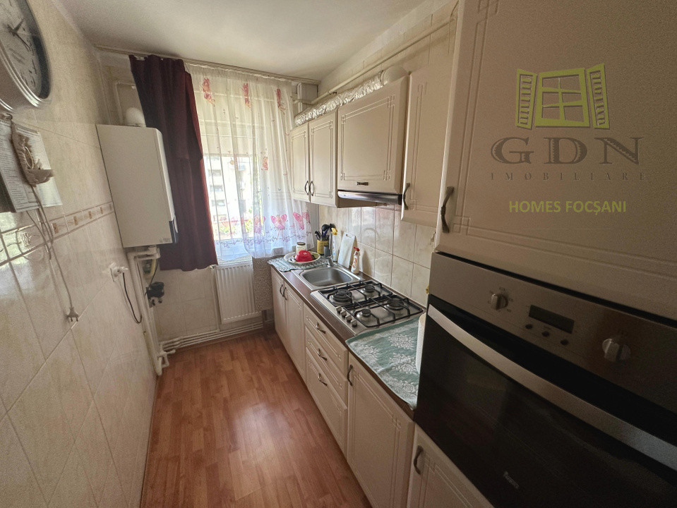 Apartament 2 camere, zona Sud, 43 mp utili mobilat și utilat
