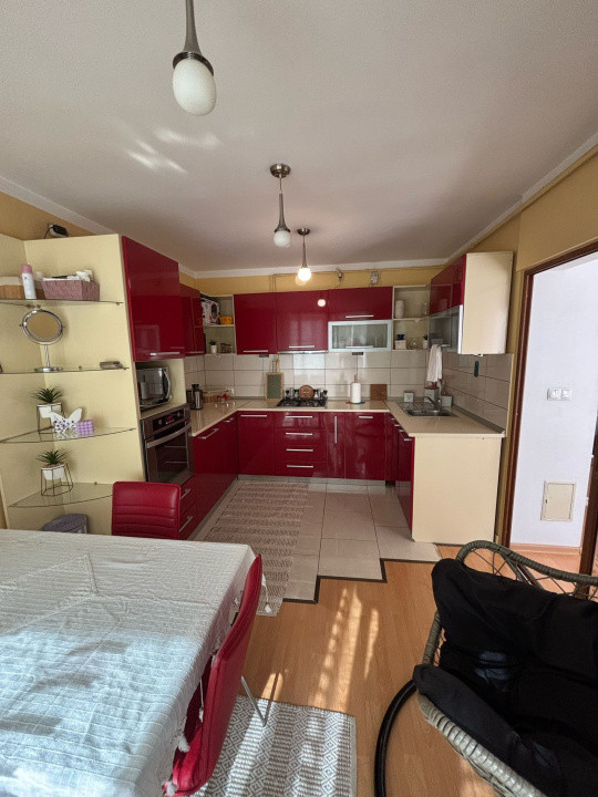 Apartament ultracentral cu 2 camere de inchiriat