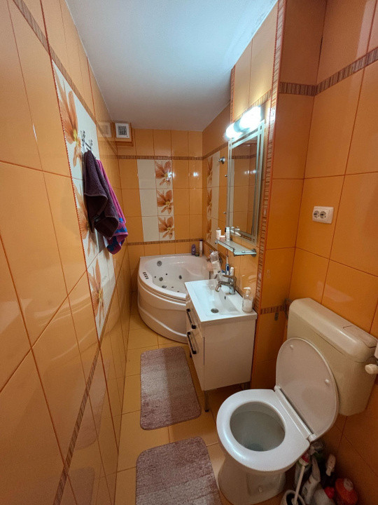 Apartament ultracentral cu 2 camere de inchiriat