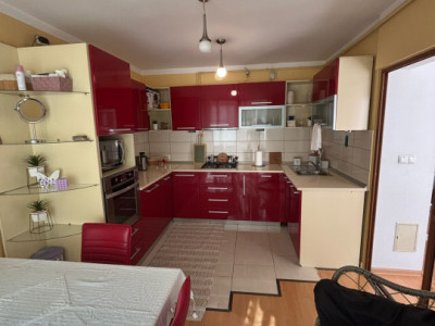 Apartament ultracentral cu 2 camere de inchiriat