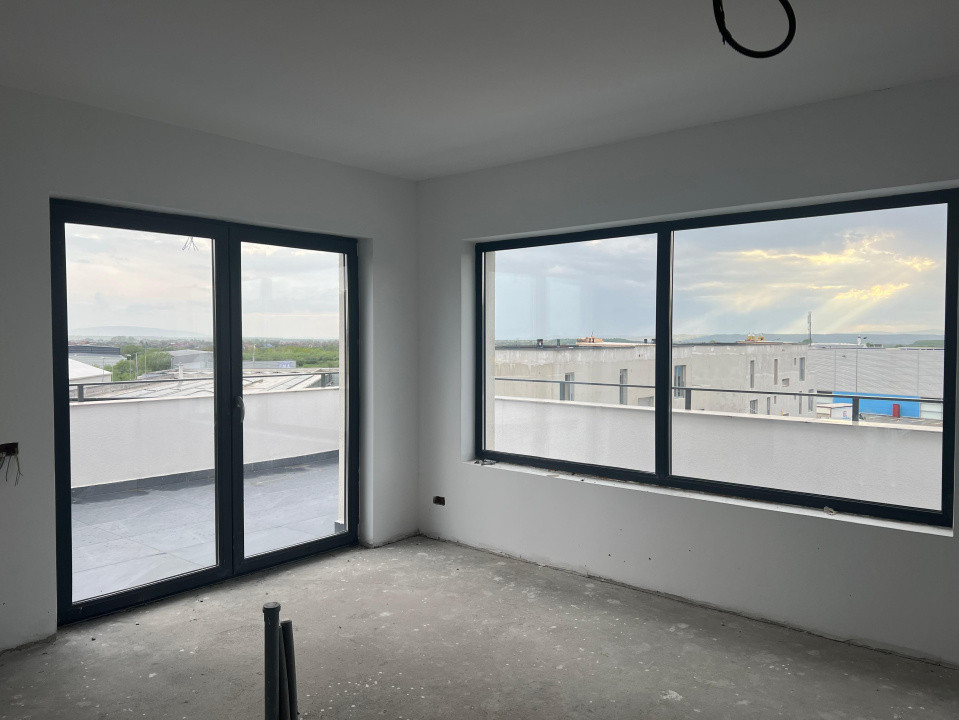 EXCLUSIVITATE!!! Penthouse exclusivist cu 5 camere si terasa .