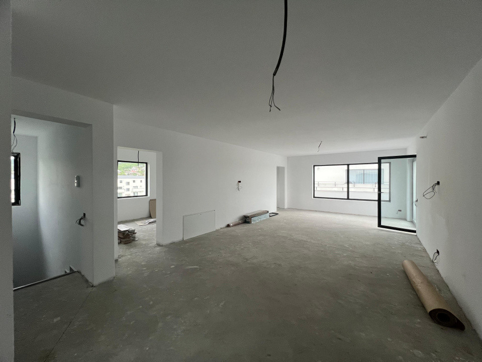 EXCLUSIVITATE!!! Penthouse exclusivist cu 5 camere si terasa .