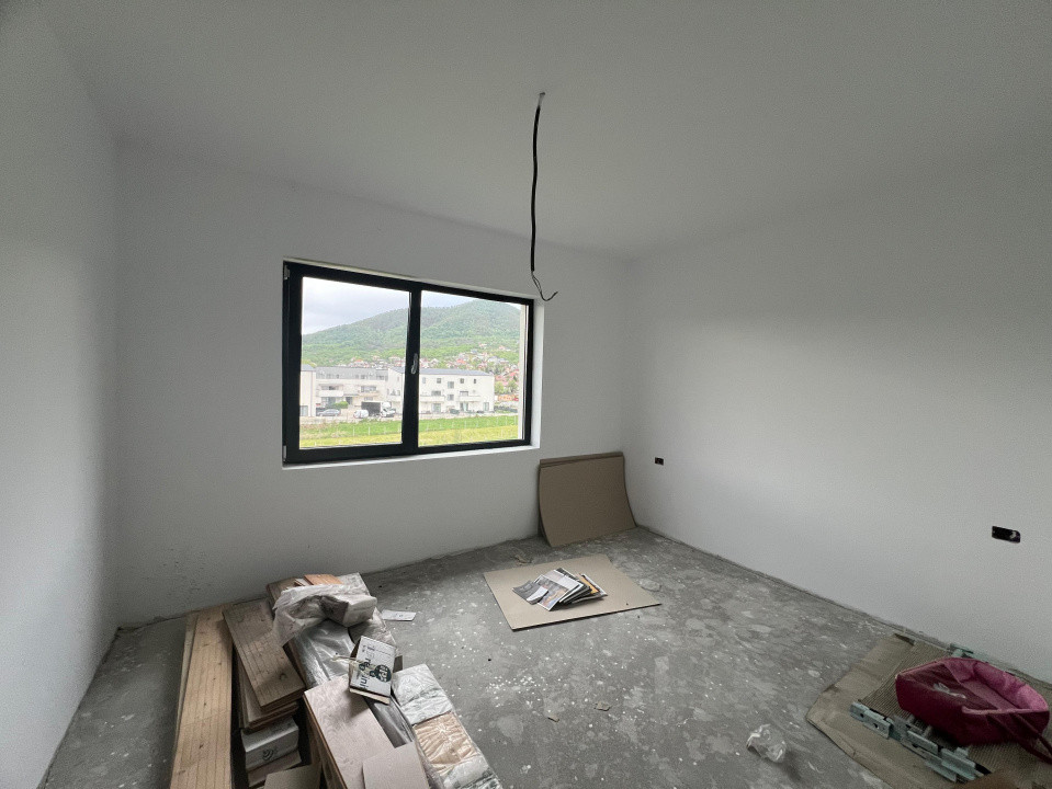 EXCLUSIVITATE!!! Penthouse exclusivist cu 5 camere si terasa .