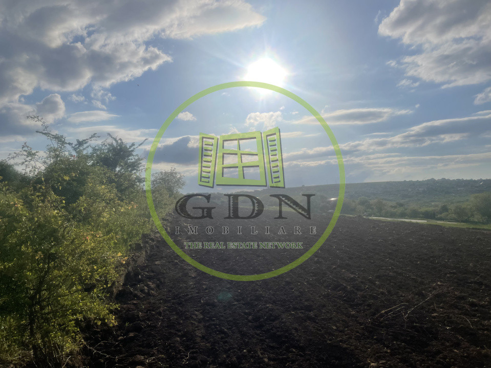 Vând Teren Intravilan, 2500 mp ,Zona Daia