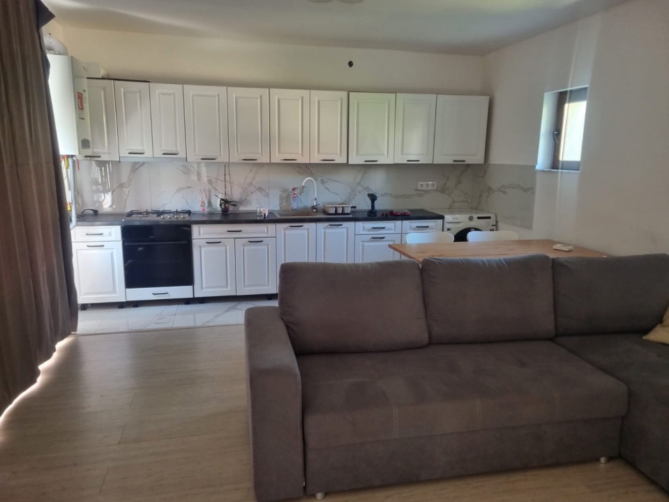 Închiriere casă individuală 70 mp. +curte 300 mp., Sânnicoară, 570 Eur