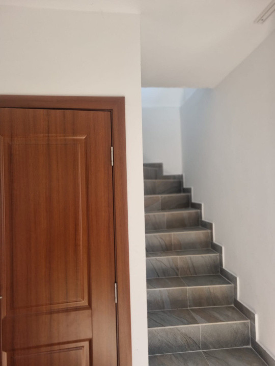 Închiriere casă individuală 70 mp. +curte 300 mp., Sânnicoară, 570 Eur