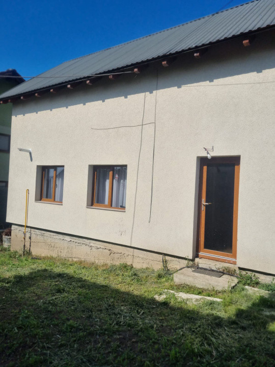 Închiriere casă individuală 70 mp. +curte 300 mp., Sânnicoară, 570 Eur