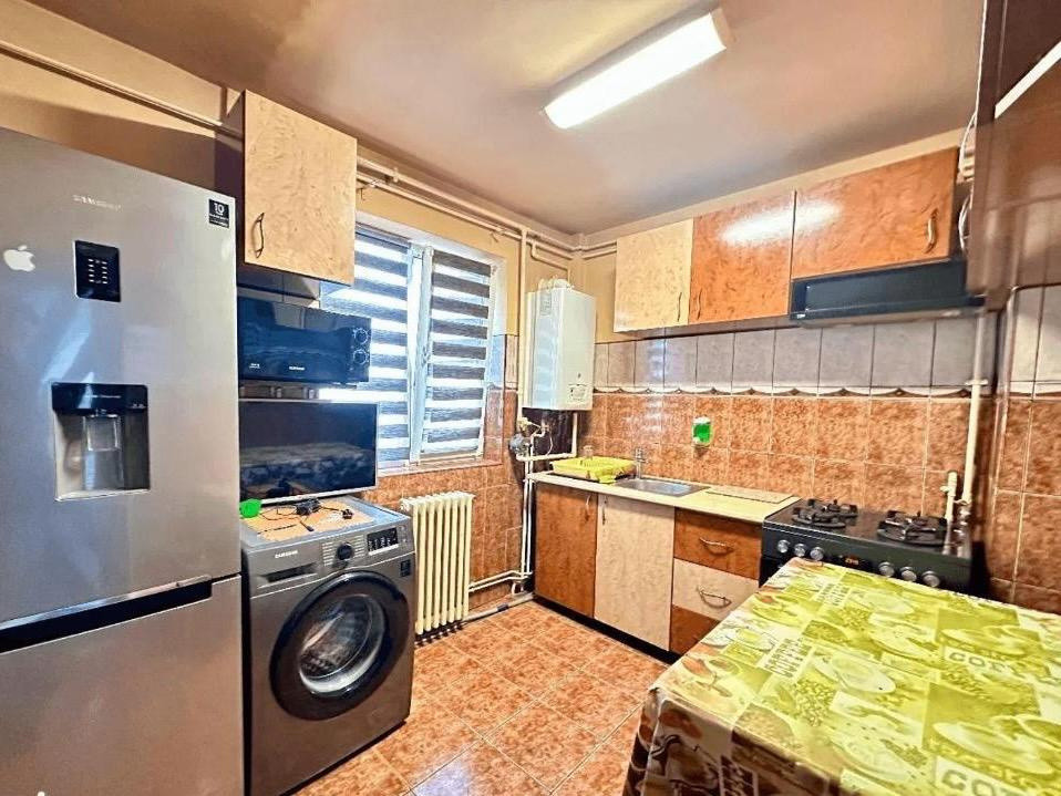 Închiriere apart. cu 2 camere, 42 mp., Mănăștur, 500 Eur