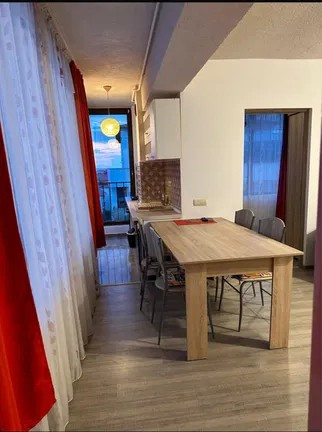 Apartament 3 camere decomandat , 70 mp, zona Doamna Stanca