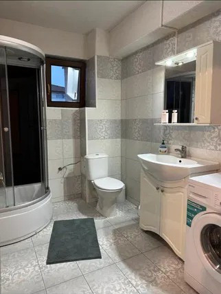 Apartament 3 camere decomandat , 70 mp, zona Doamna Stanca