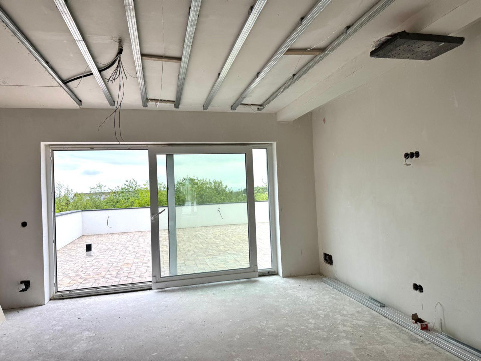 Penthouse in Tautii Magheraus - priveliste spre raul baita