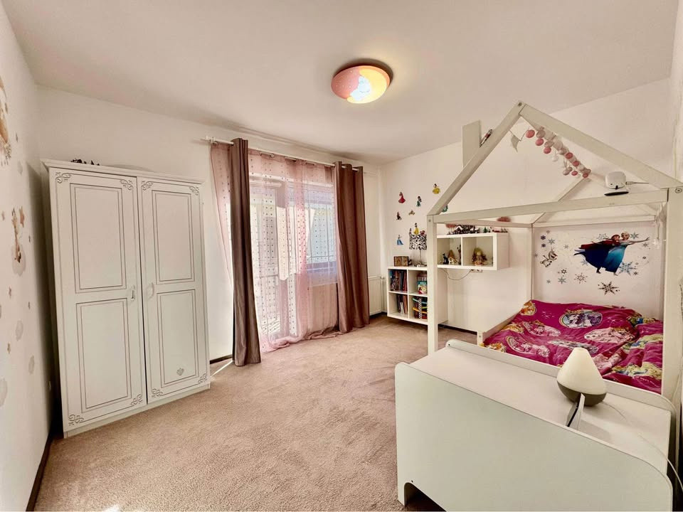 Ocazie! Casă cu etaj (duplex)mobilată, utilată, Dezmir, 223500 Eur