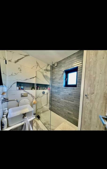 Ocazie! Casă cu etaj (duplex)mobilată, utilată, Dezmir, 223500 Eur