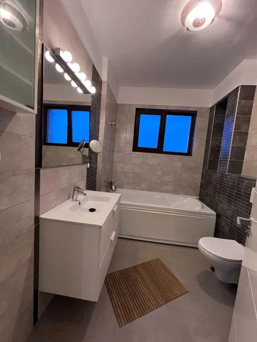 Închiriere apart. cu 3 cam., 80 mp.+garaj, 800 Eur., Europa/Zorilor