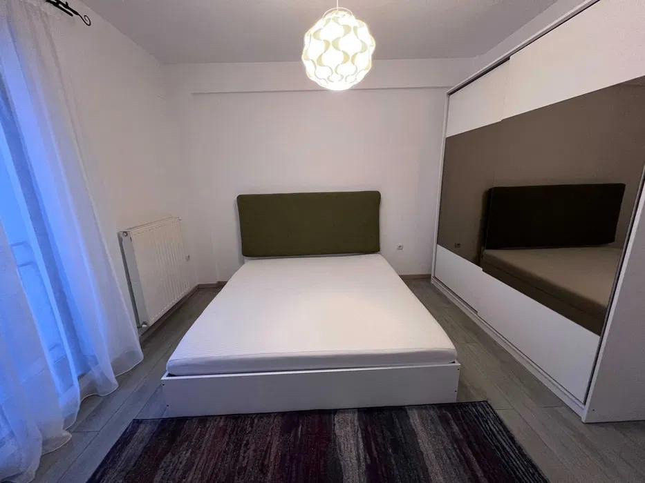 Închiriere apart. cu 3 cam., 80 mp.+garaj, 800 Eur., Europa/Zorilor
