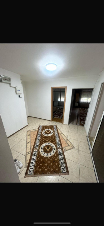Apartament 4 Camere apropiere metrou!