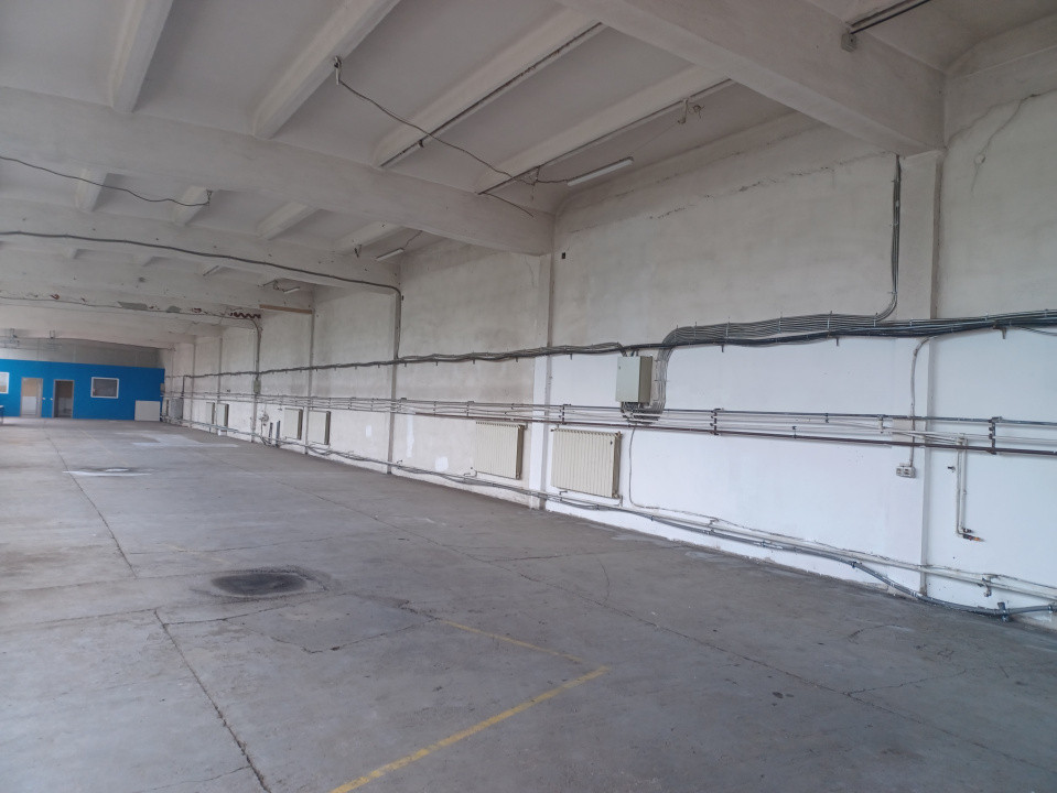 De vanzare hala industriala plus spatiu birouri