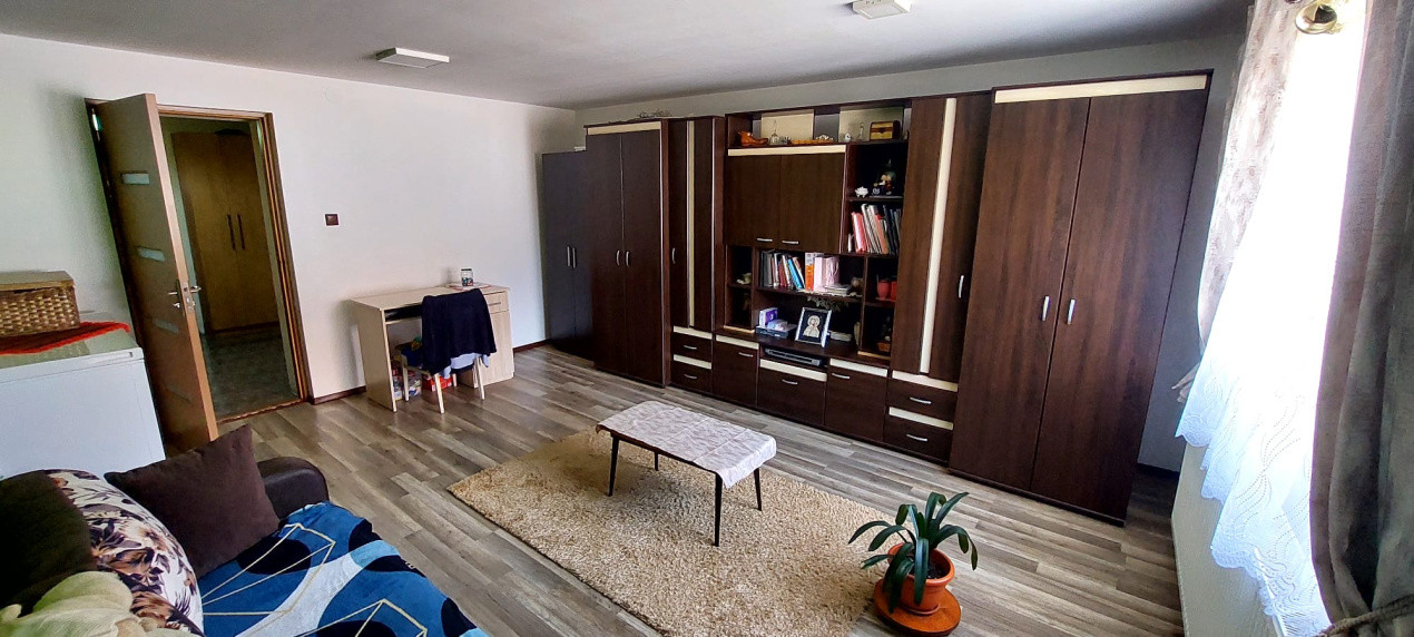 Casa 4 camere suprafata utila 126mp, teren 1600mp, spre vanzare in Seica Mare