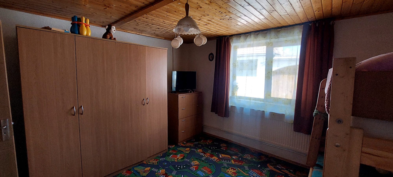 Casa 4 camere suprafata utila 126mp, teren 1600mp, spre vanzare in Seica Mare
