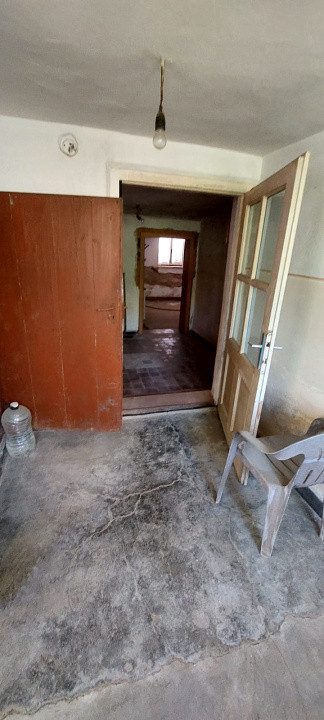 Casa 7 camere suprafata utila 300mp, teren 1000mp,spre vanzare in Cisnadie