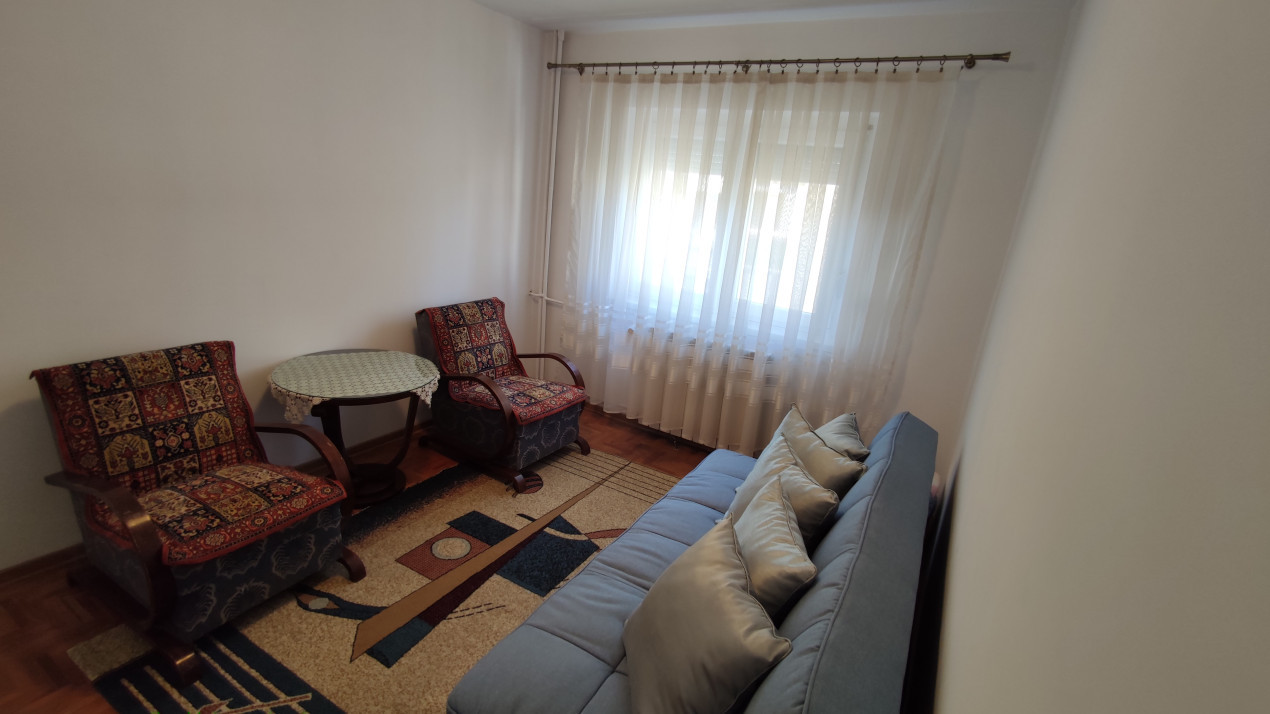 Apartament cu 3 camere, decomandat, suprafață utilă 68 mp, Decebal