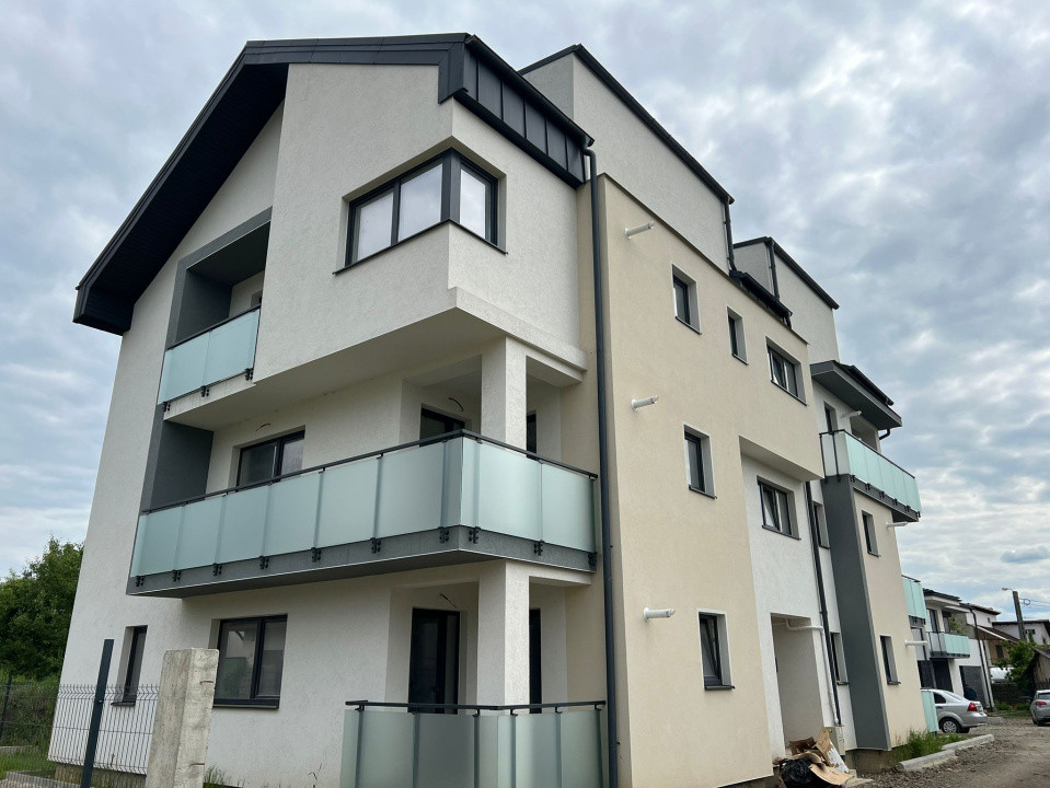 Apartament cu 3 camere in Livada