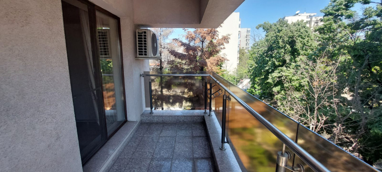 Apartament 3 camere Piata Victoriei Bucuresti