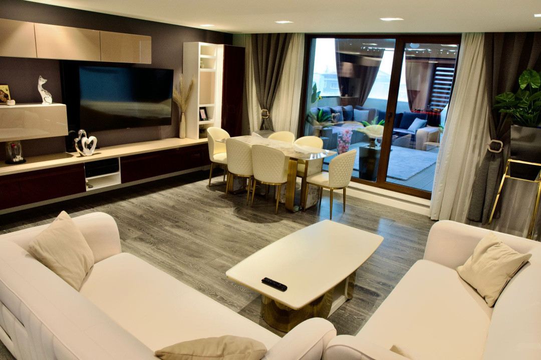 Vânzare Penthouse, 80 mp.+terasă,2 locuri de parcare, Mărăști, 370000 Eur
