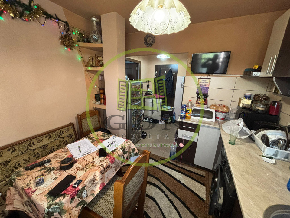 Apartament 2 camere, semidecomandat, 50mp, Cartier Brazda Lui Novac 