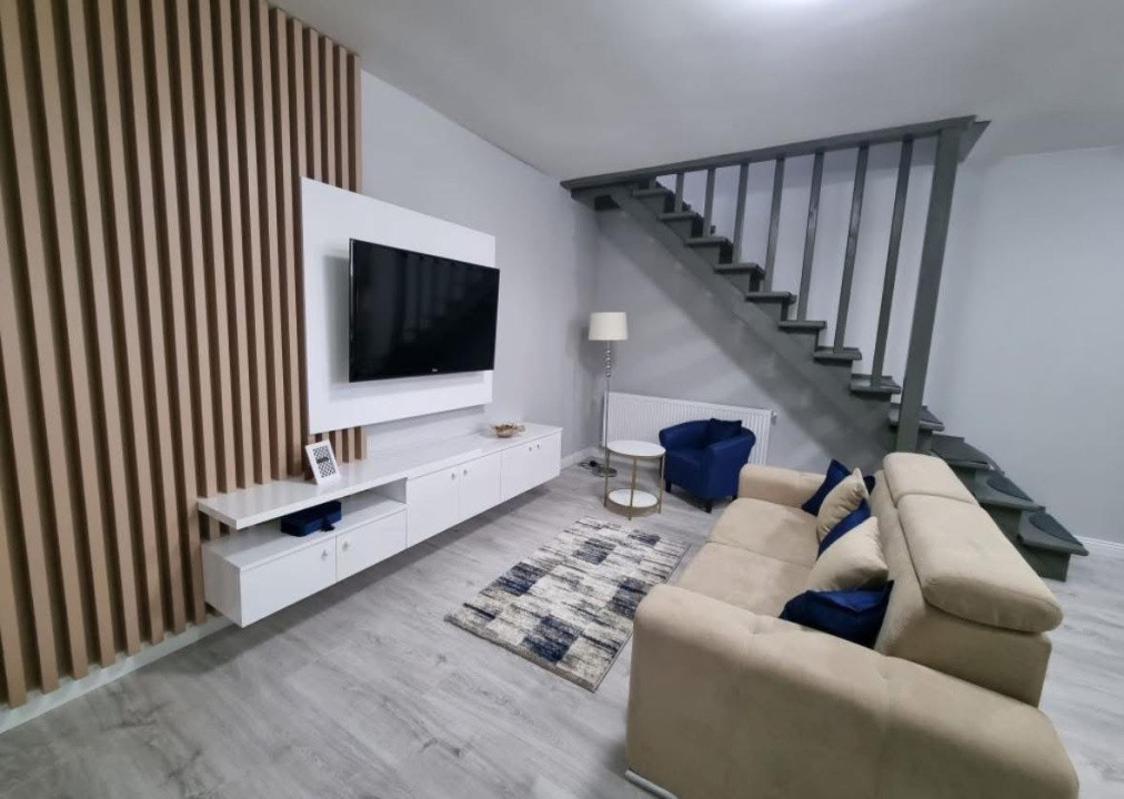 Apartament 3 camere de inchiriat, Centru Vechi