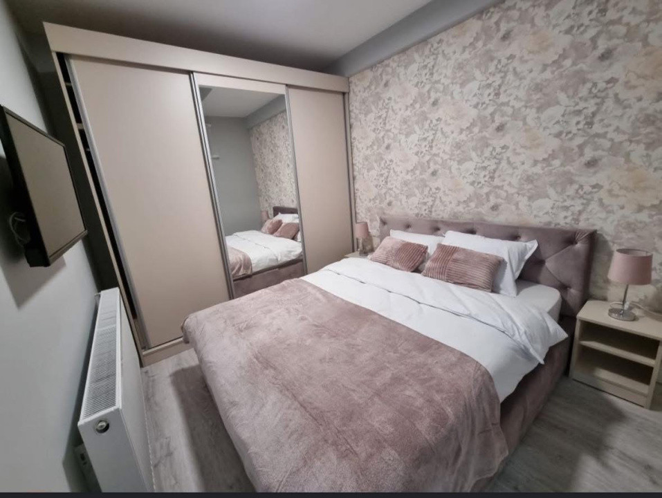 Apartament 3 camere de inchiriat, Centru Vechi