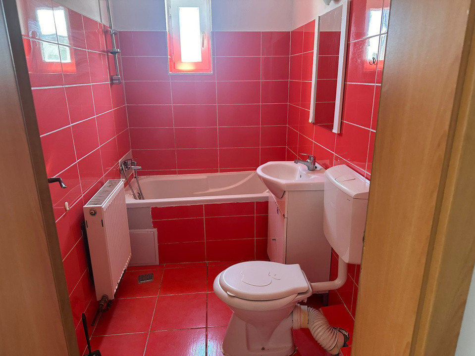 Apartament – 70 mp, mansardă pe 2 niveluri – str. Semaforului