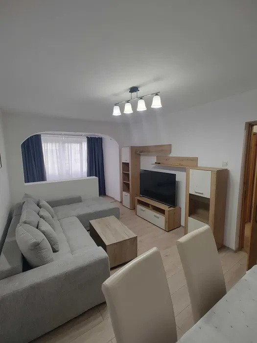 Apartament 3 camere complet decomandat – 70mp - zona Mihai Viteazu