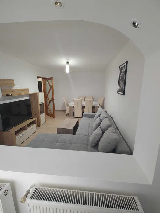 Apartament 3 camere complet decomandat – 70mp - zona Mihai Viteazu