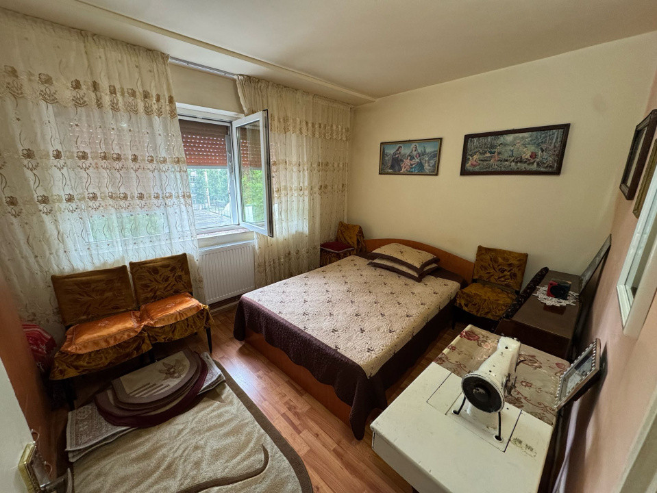 Apartament 2 camere, semidecomandat, 51.5mp, Craiovita Noua, Scoala Elena Farago