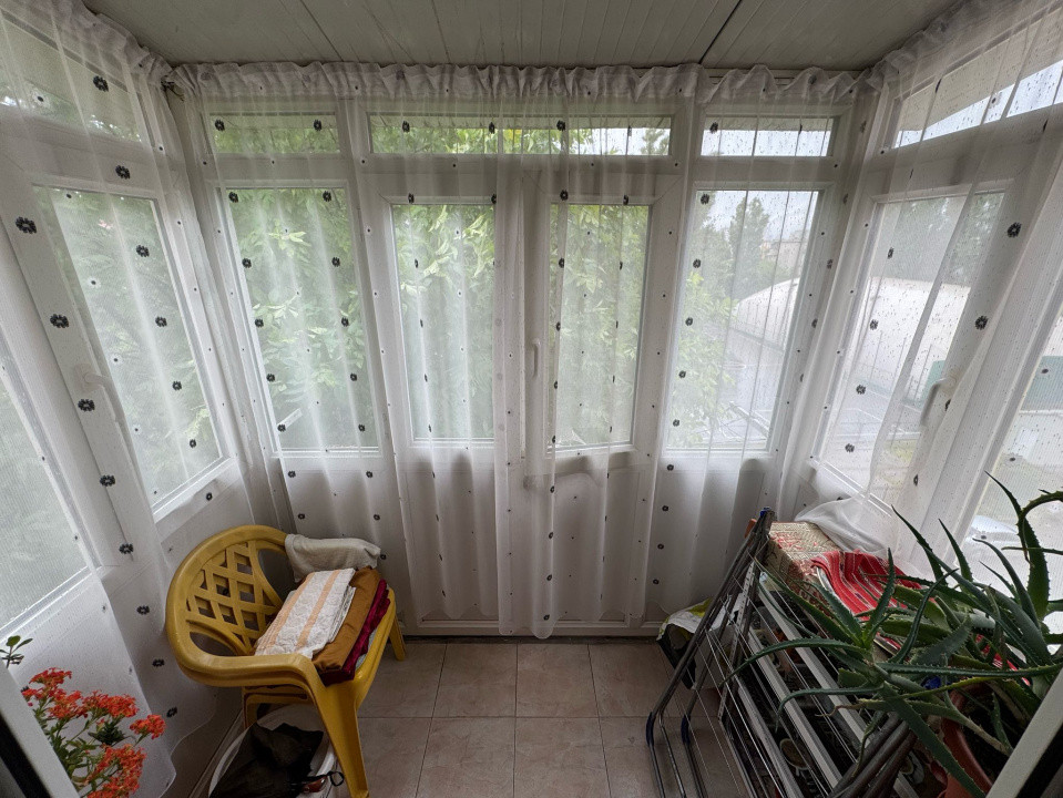 Apartament 2 camere, semidecomandat, 51.5mp, Craiovita Noua, Scoala Elena Farago