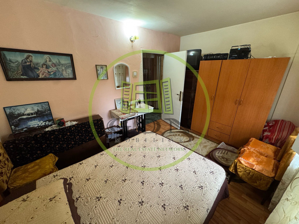 Apartament 2 camere, semidecomandat, 51.5mp, Craiovita Noua, Scoala Elena Farago