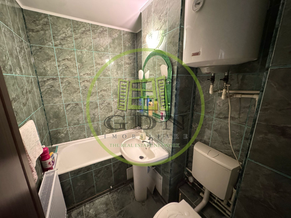 Apartament 2 camere, semidecomandat, 51.5mp, Craiovita Noua, Scoala Elena Farago