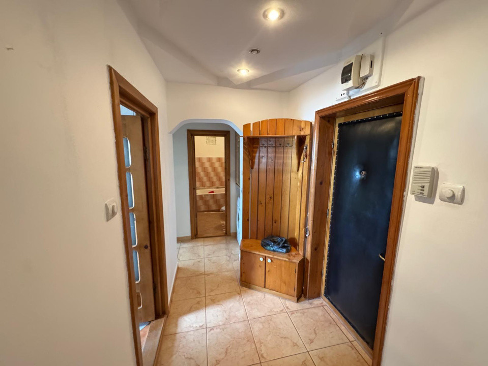 Apartement cu 2 camere,central,48 mp utili