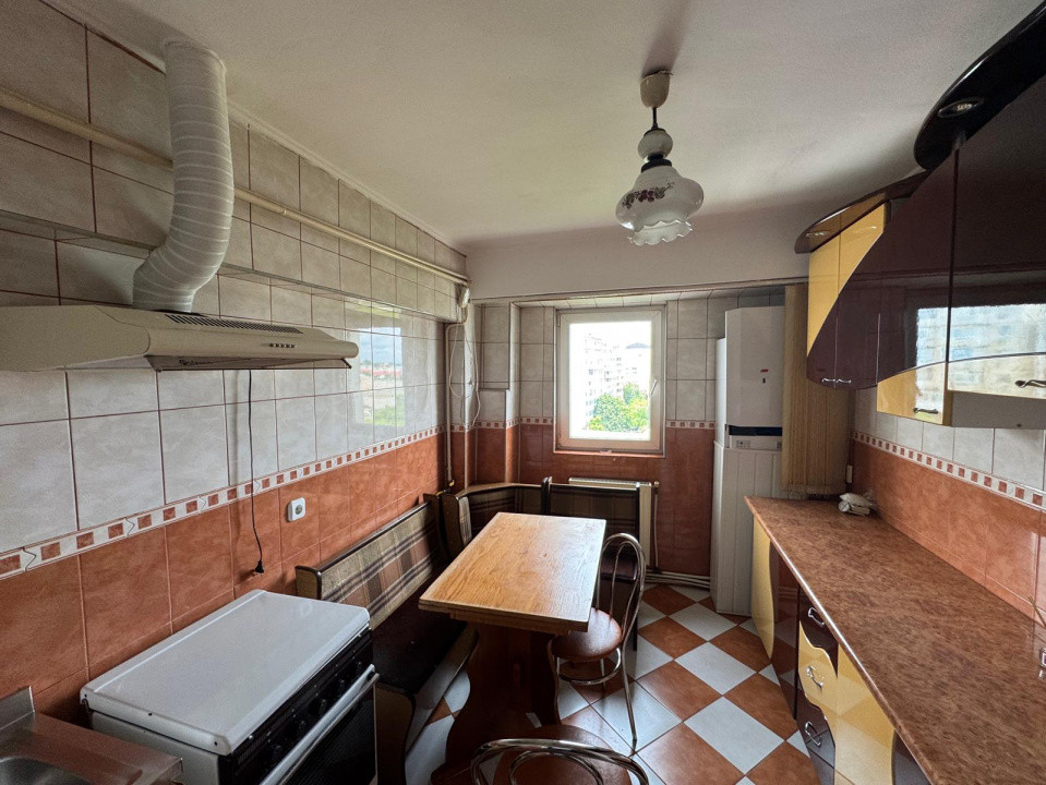 Apartement cu 2 camere,central,48 mp utili