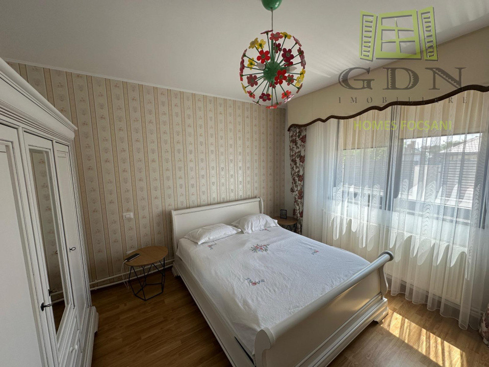Casă P+M,5 camere