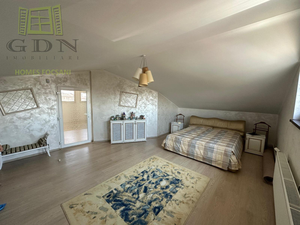 Casă P+M,5 camere