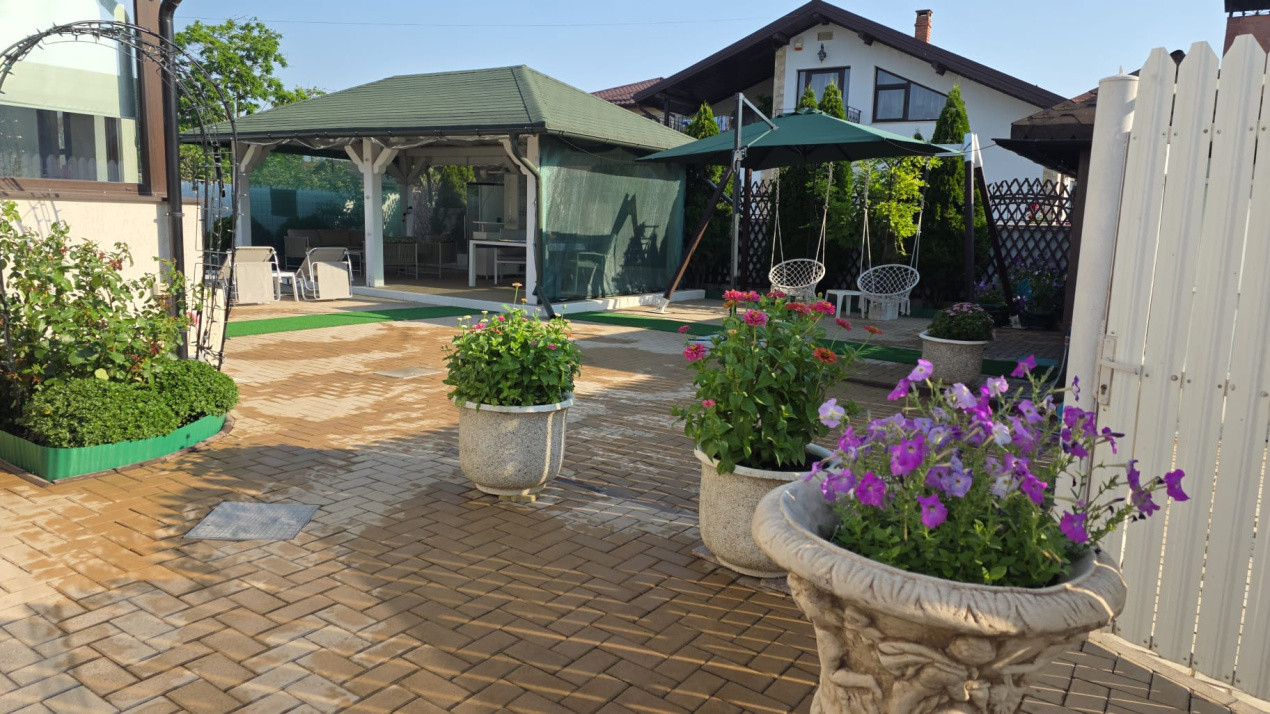 Casă P+M,5 camere
